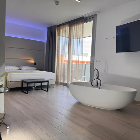 Hotel Venice Beach Hvb 34 Lifestyle 4 Superior Bibione Exterior photo