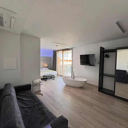 Hotel Venice Beach Hvb 34 Lifestyle 4 Superior Bibione Exterior photo